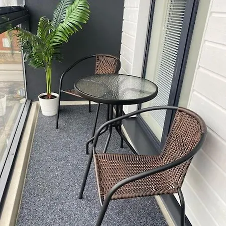 Lux 5 Stylish Apartamento Oulu